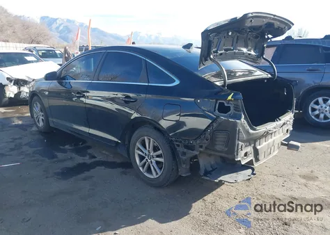2016 Hyundai Sonata z USA, uszkodzony, nr VIN 5NPE24AF7GH397990